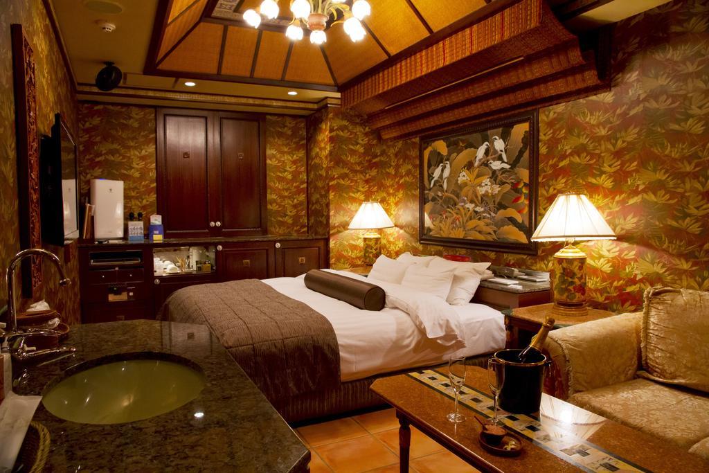 Hotel Grand Garden (Adults Only) Йокогама Экстерьер фото