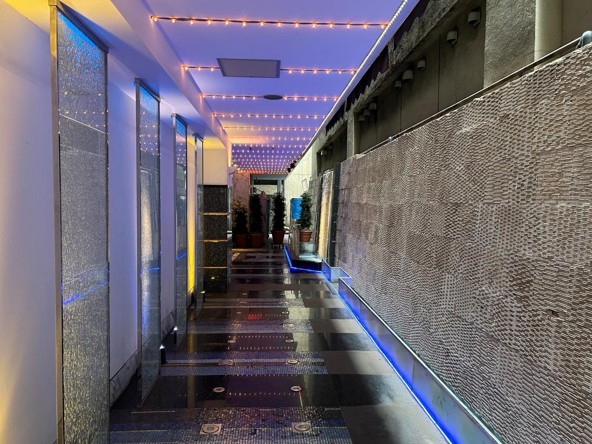 Hotel Grand Garden (Adults Only) Йокогама Экстерьер фото