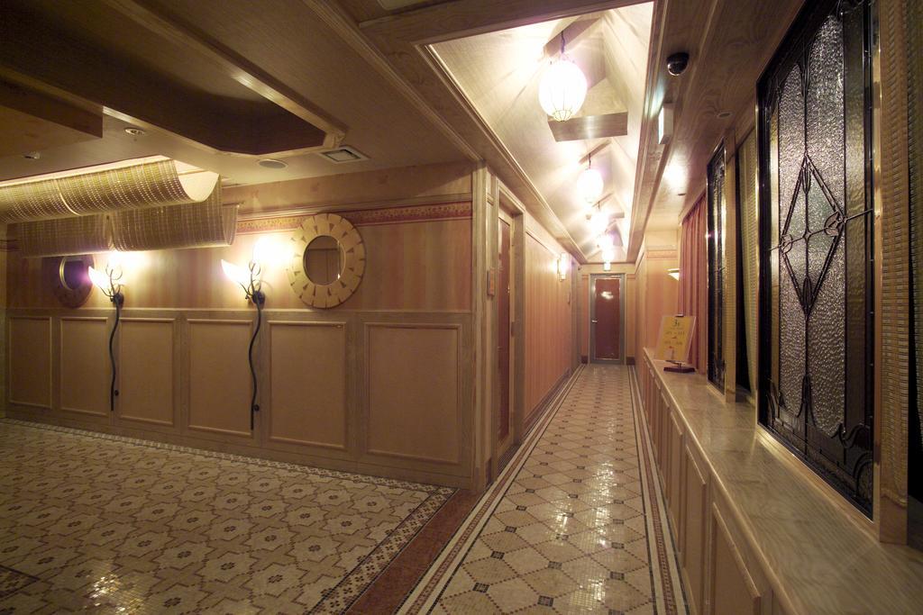 Hotel Grand Garden (Adults Only) Йокогама Экстерьер фото