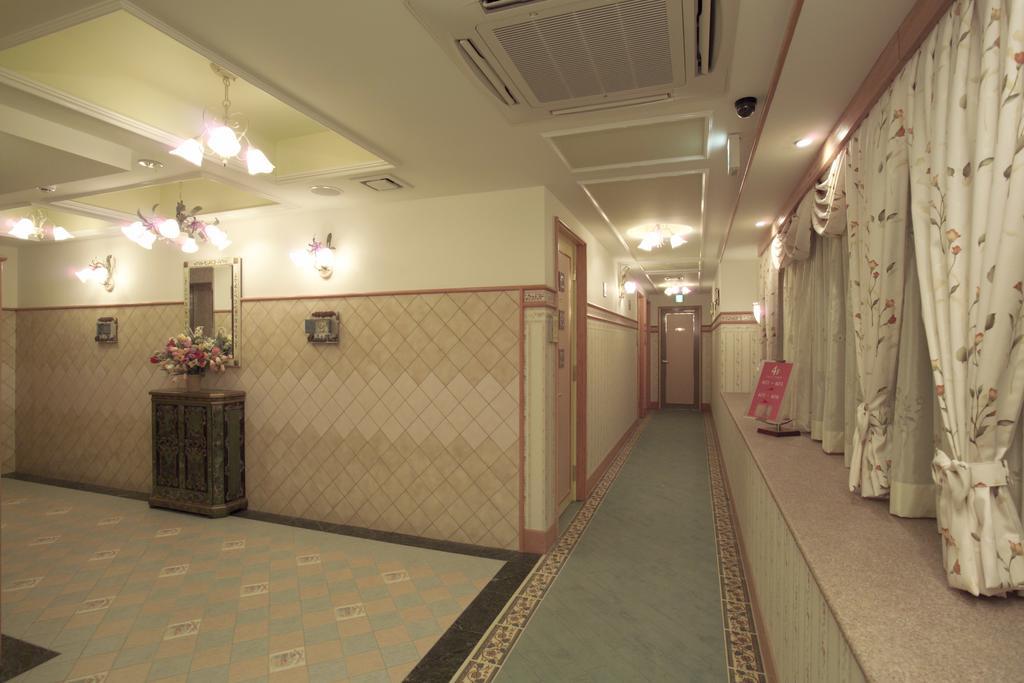 Hotel Grand Garden (Adults Only) Йокогама Экстерьер фото